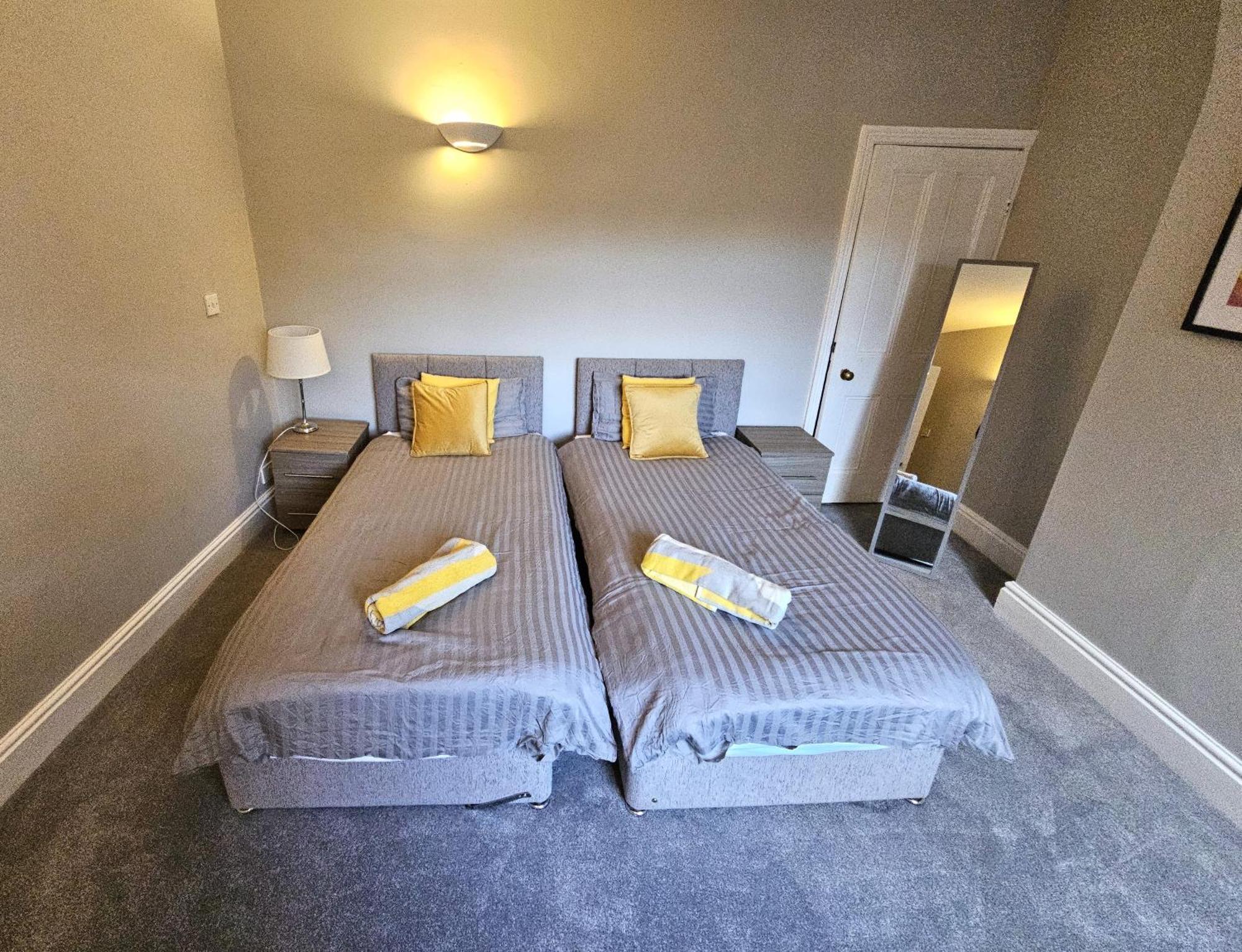 Knighton Villa Leicester Esterno foto